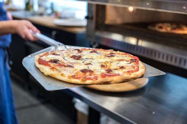 Dalla Passione all’Impresa: Guida su Come Aprire una Pizzeria in Italia