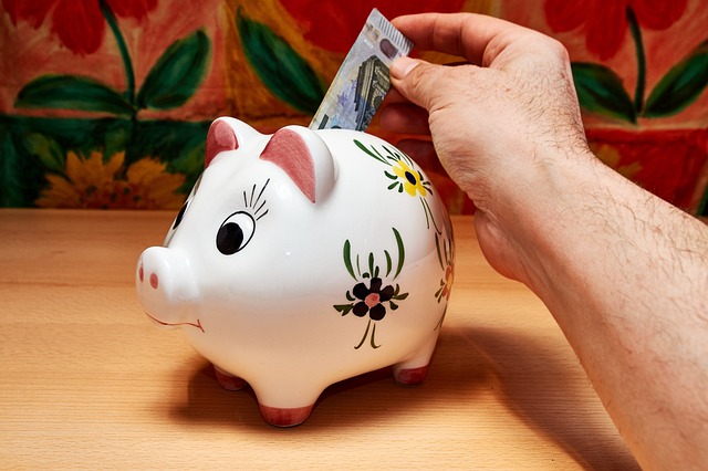 5 Strategie Efficaci per Risparmiare Denaro in Casa